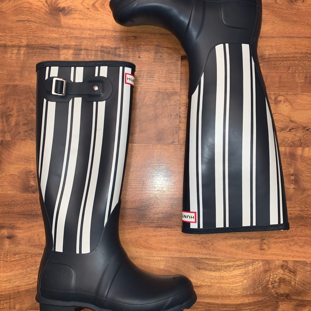 Hunter Boots - Picture 2 of 4